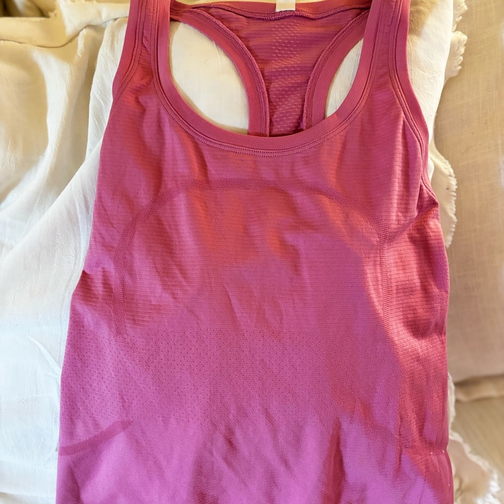 Lululemon Tank size 8